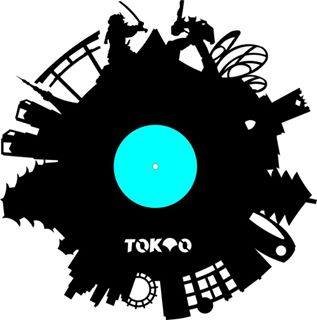 Chasy Tokio Free Vector